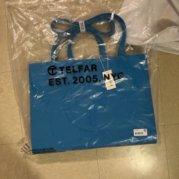 LARGE Cyan Telfar bag - Picture 2 of 4